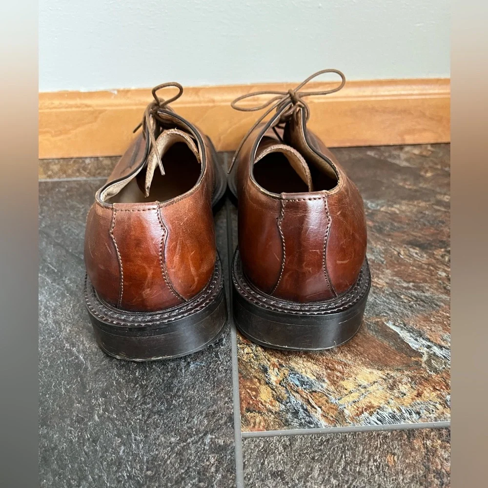 Men’s Bachrach brown lace up calf leather oxford shoe. Made in Italy. Size 10